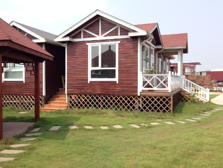 PG集团商业综合体智能快递柜与无人零售部署